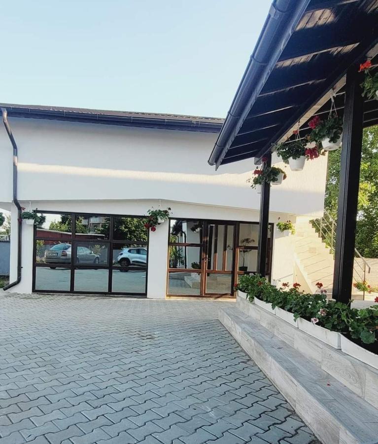 Casa Domneasca Giurgiu Exterior foto